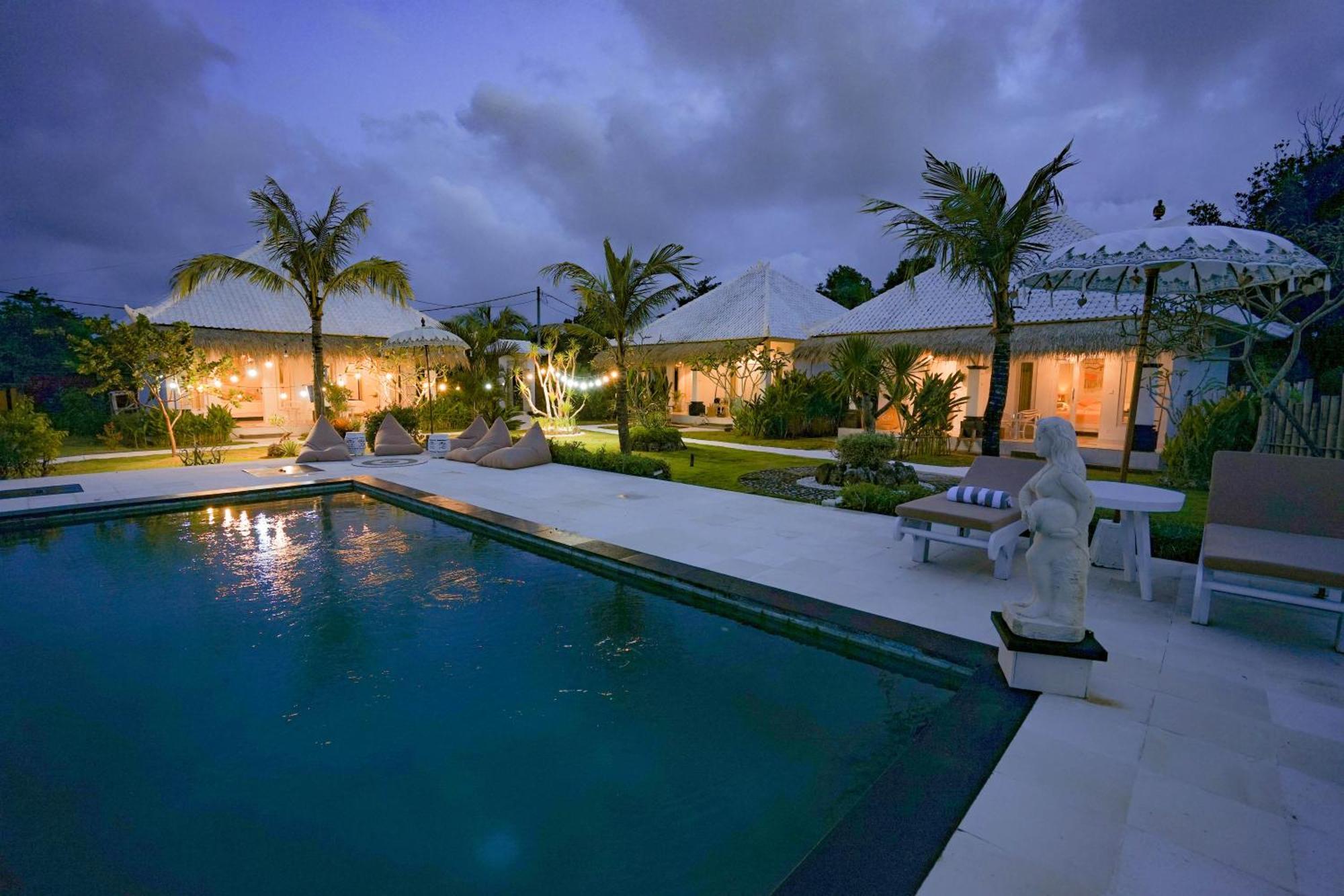 Sukacita Hill Hotel Uluwatu Buitenkant foto