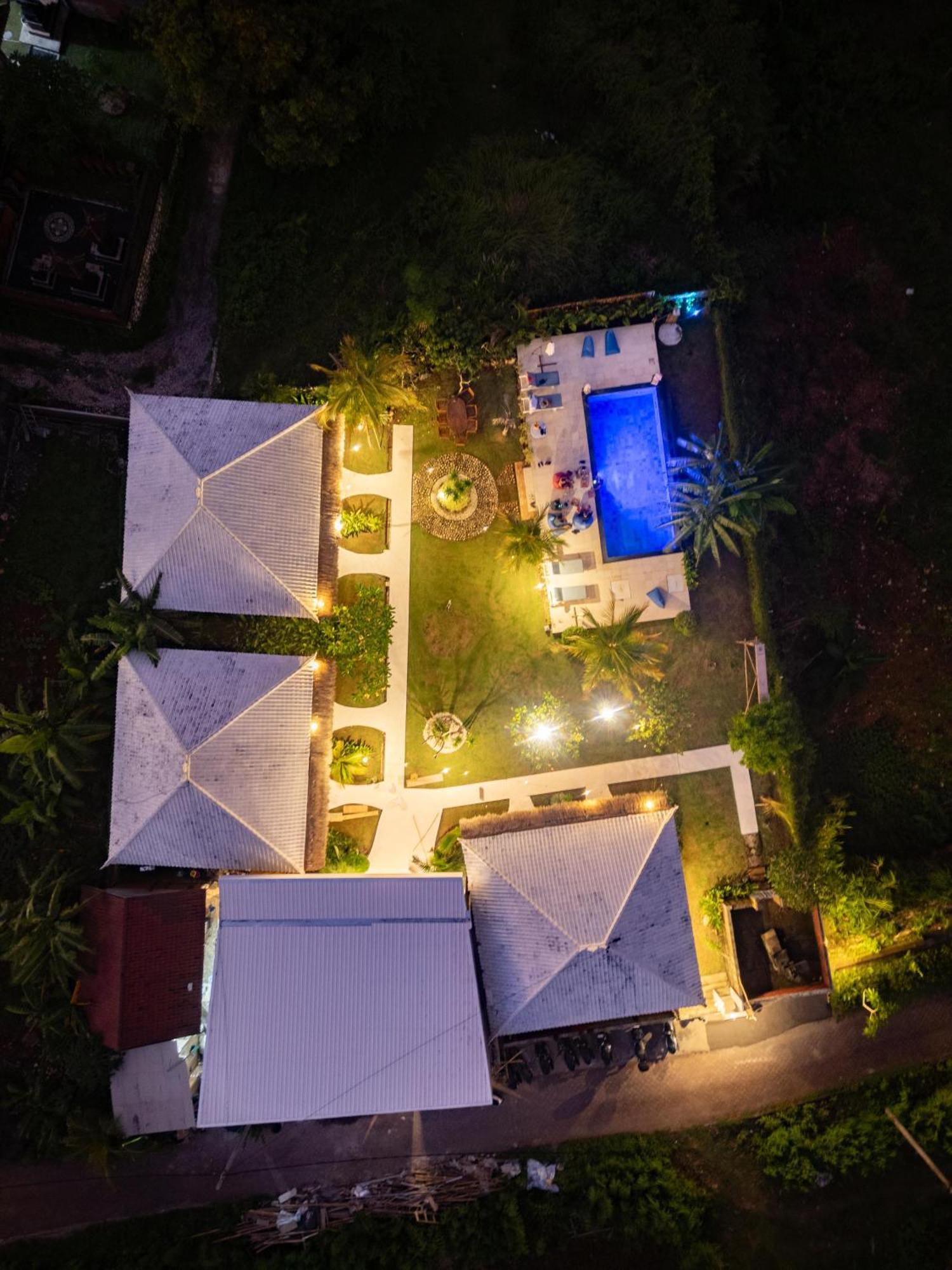 Sukacita Hill Hotel Uluwatu Buitenkant foto