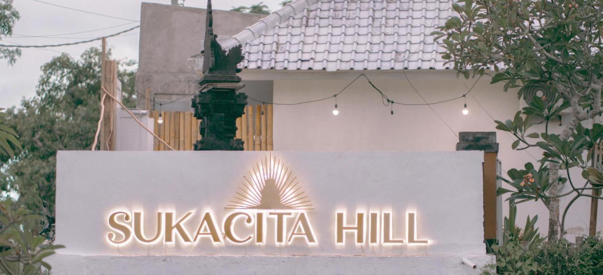 Sukacita Hill Hotel Uluwatu Buitenkant foto
