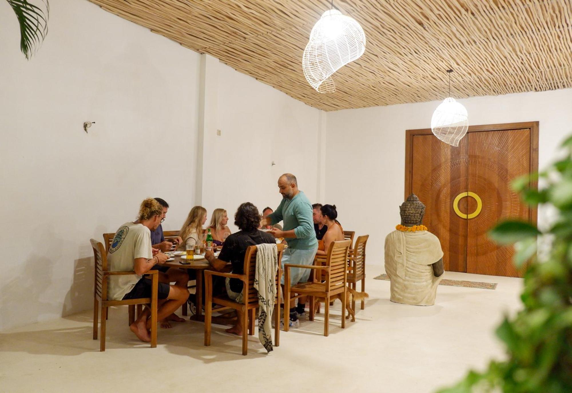 Sukacita Hill Hotel Uluwatu Buitenkant foto