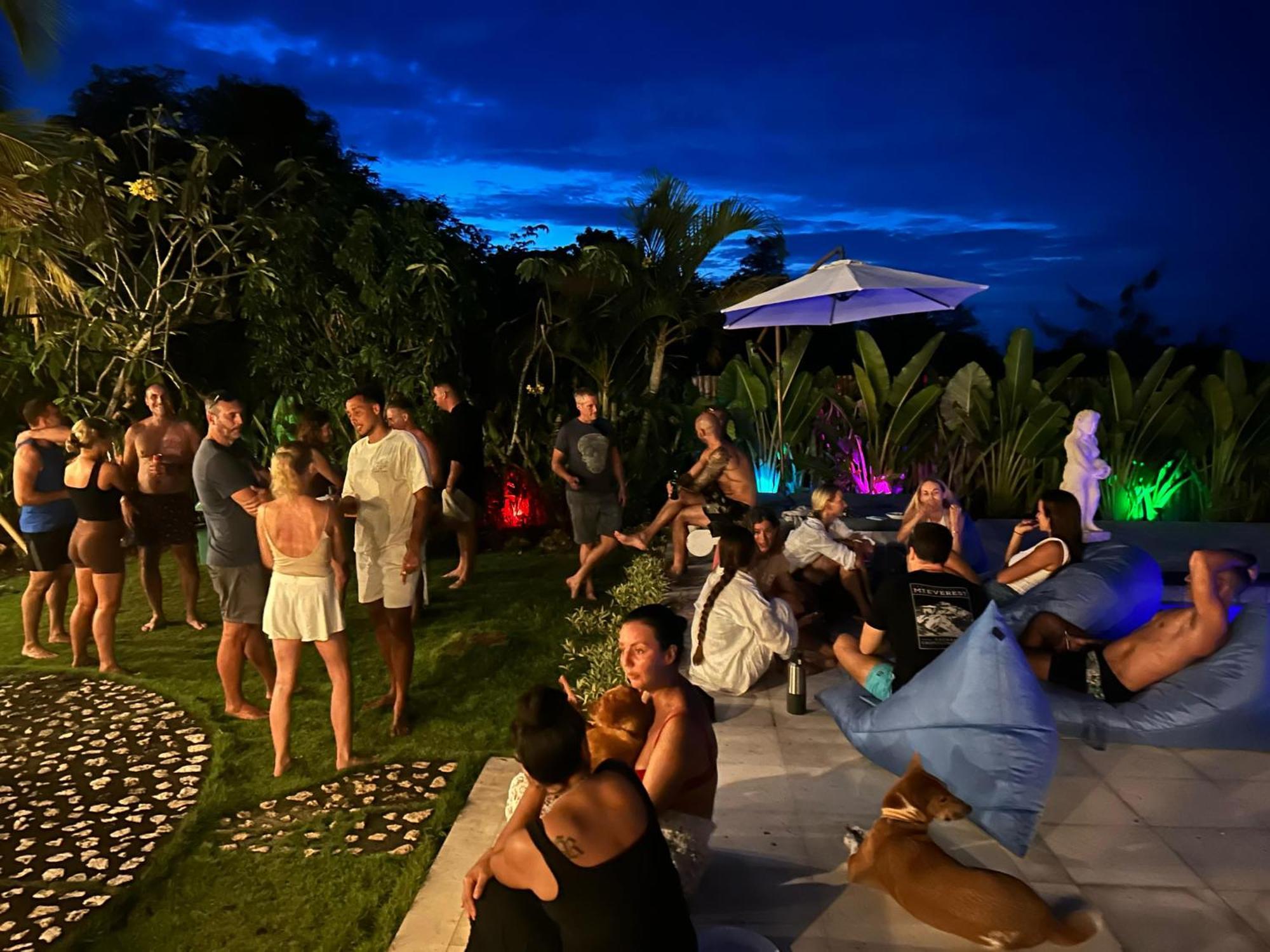 Sukacita Hill Hotel Uluwatu Buitenkant foto