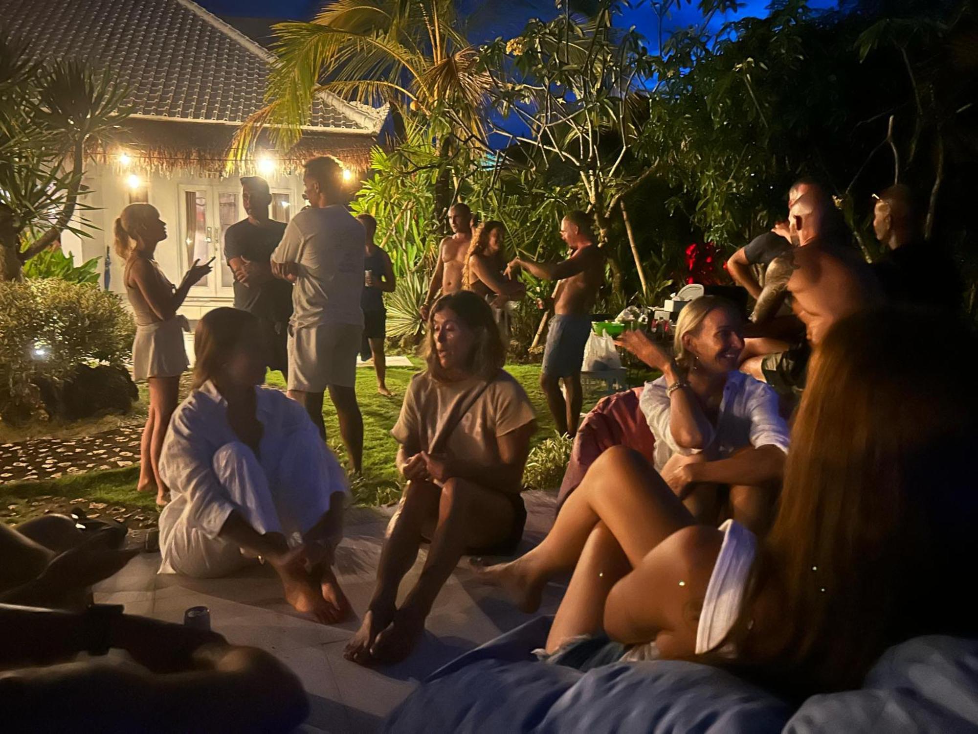 Sukacita Hill Hotel Uluwatu Buitenkant foto